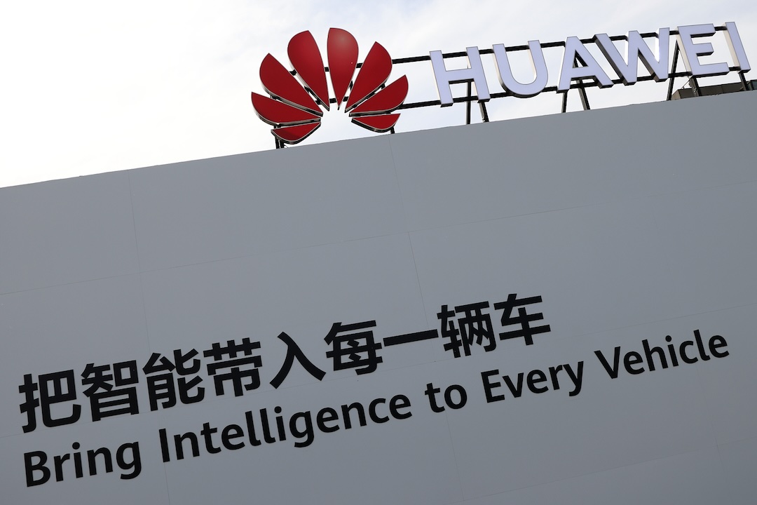 Huawei in January established Yinwang, which is dedicated to developing intelligent car systems and components, with a registered capital of 1 billion yuan